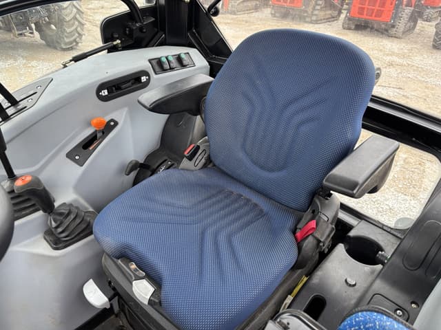 Image of New Holland Workmaster 75 equipment image 1