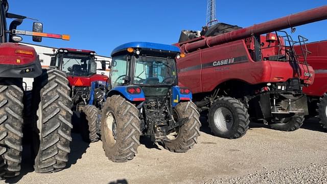 Image of New Holland Workmaster 95 equipment image 4