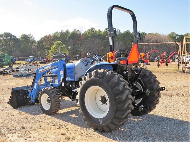 Image of New Holland Workmaster 25 equipment image 4