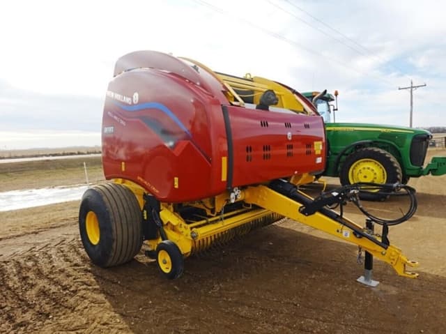 Image of New Holland RB560 equipment image 1