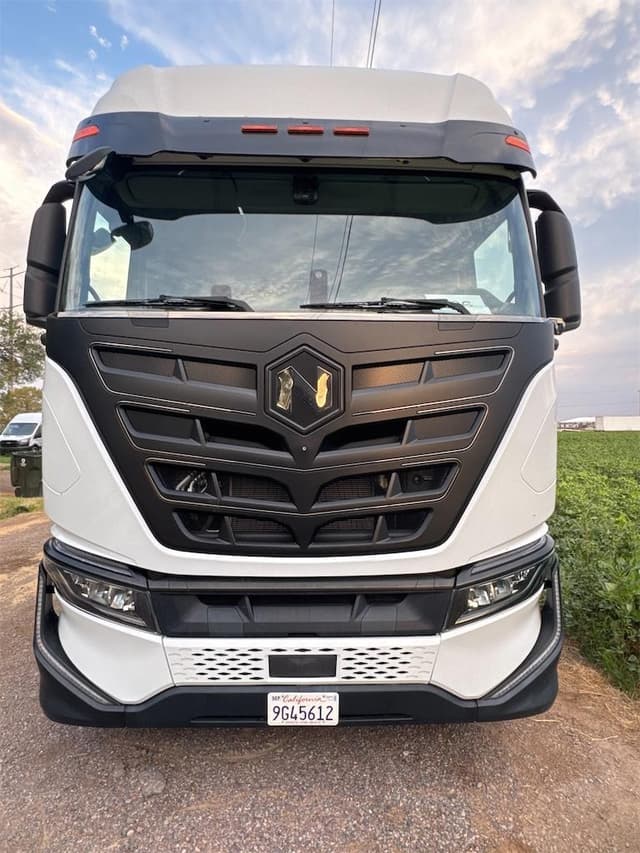 Image of Nikola TRE equipment image 1