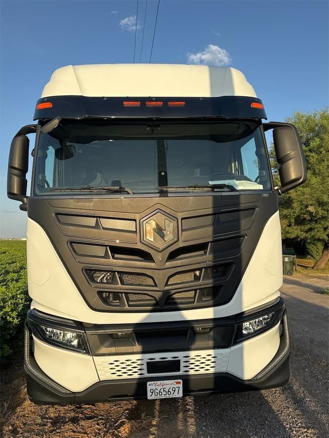 Image of Nikola TRE equipment image 1