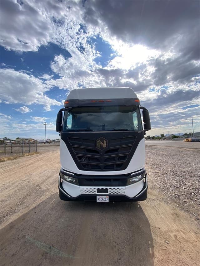 Image of Nikola TRE equipment image 1