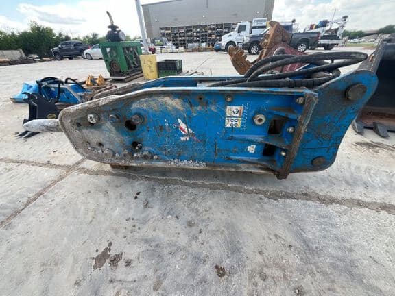 Image of Okada Top 300 equipment image 1