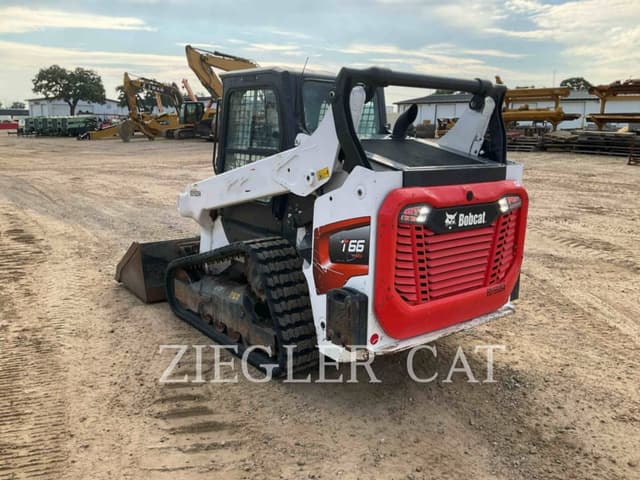 Image of Bobcat T66 equipment image 3