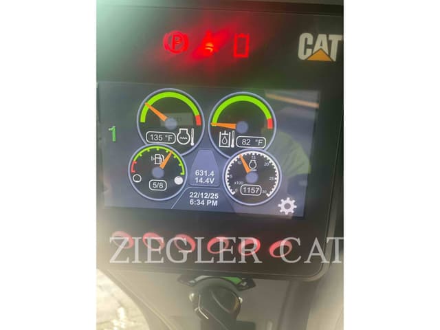 Image of Caterpillar 262D3 equipment image 4