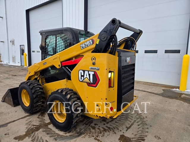 Image of Caterpillar 262D3 equipment image 3