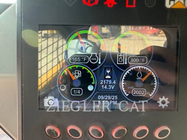 Image of Caterpillar 279D3 equipment image 4