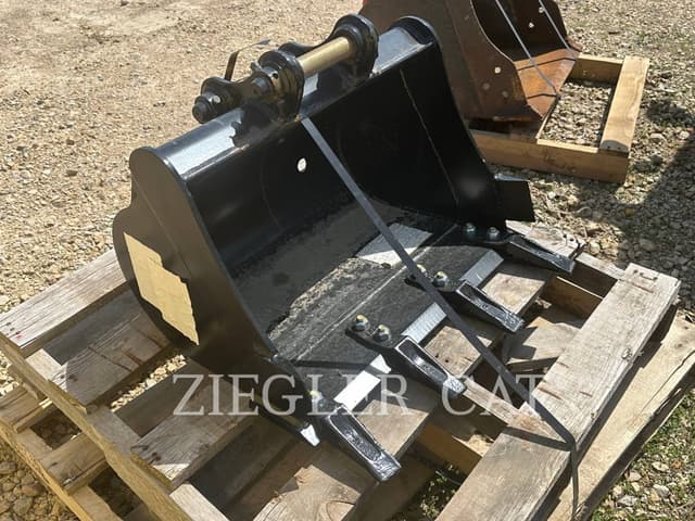 Image of Caterpillar Bucket equipment image 1