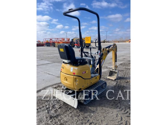 Image of Caterpillar 300.9D equipment image 3