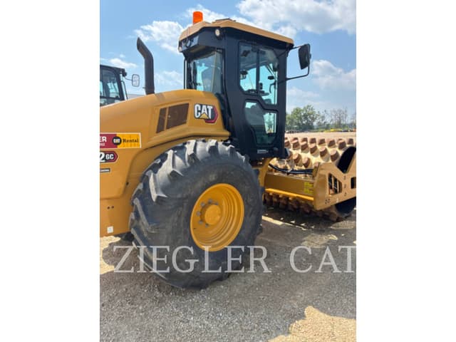 Image of Caterpillar CP12GC equipment image 2