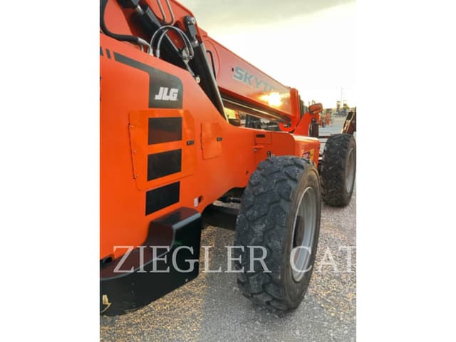 Image of Skytrak 12054 equipment image 3