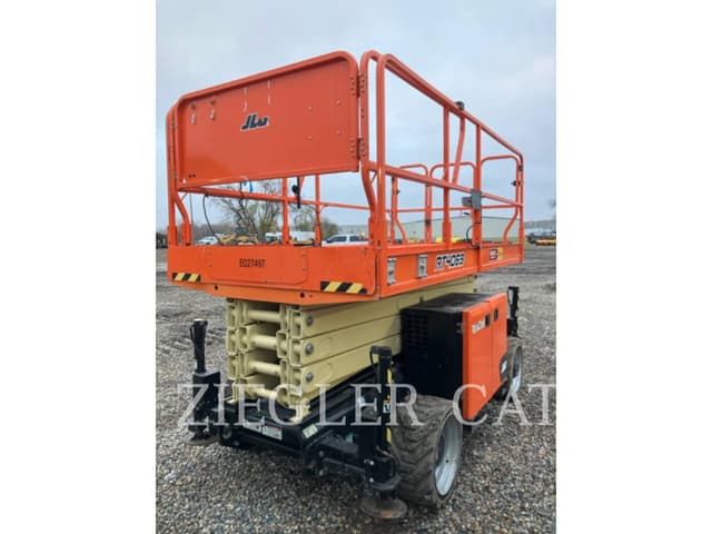 Image of JLG RT4069 equipment image 2