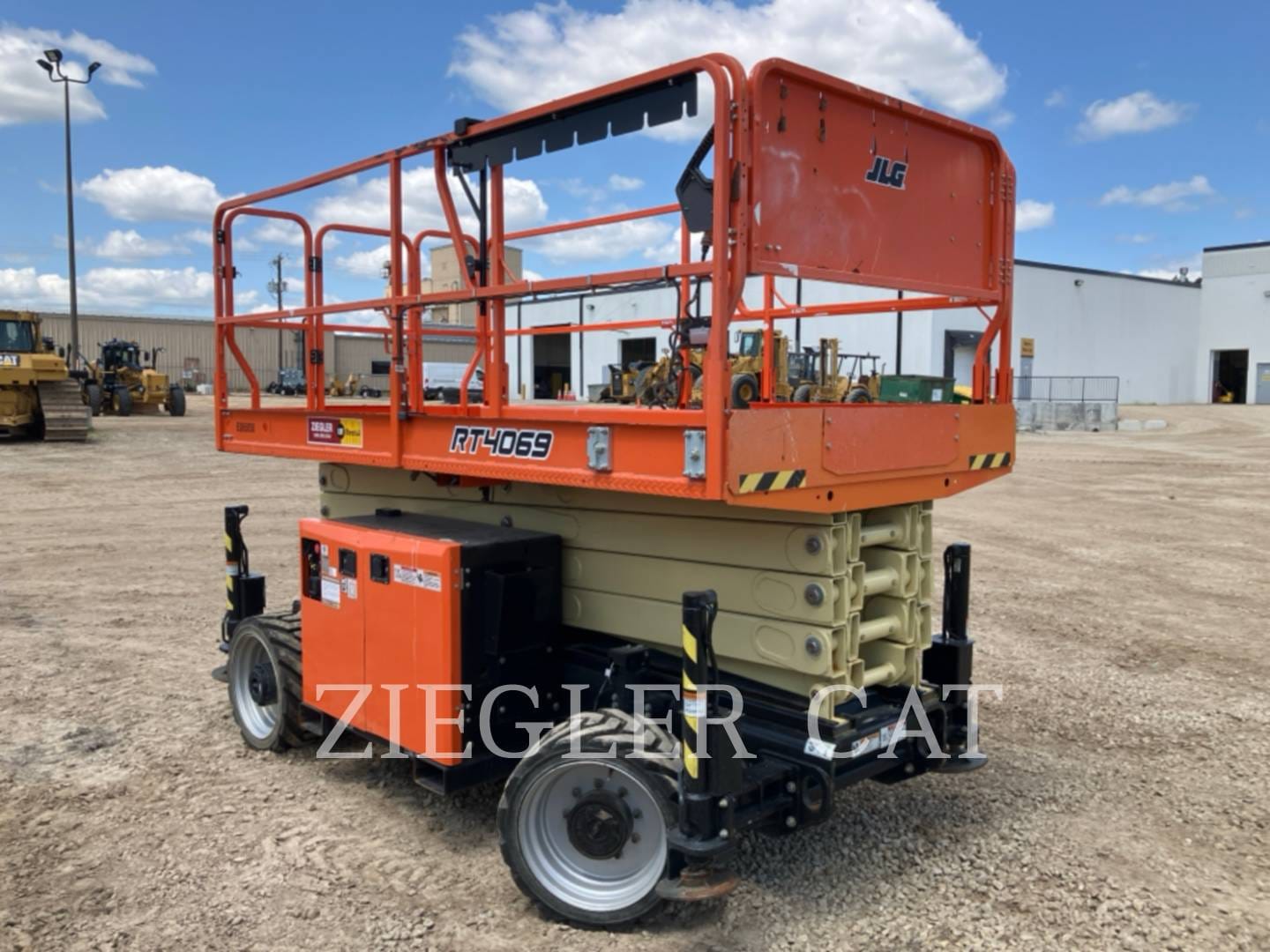 2022 JLG RT4069 Equipment Image0