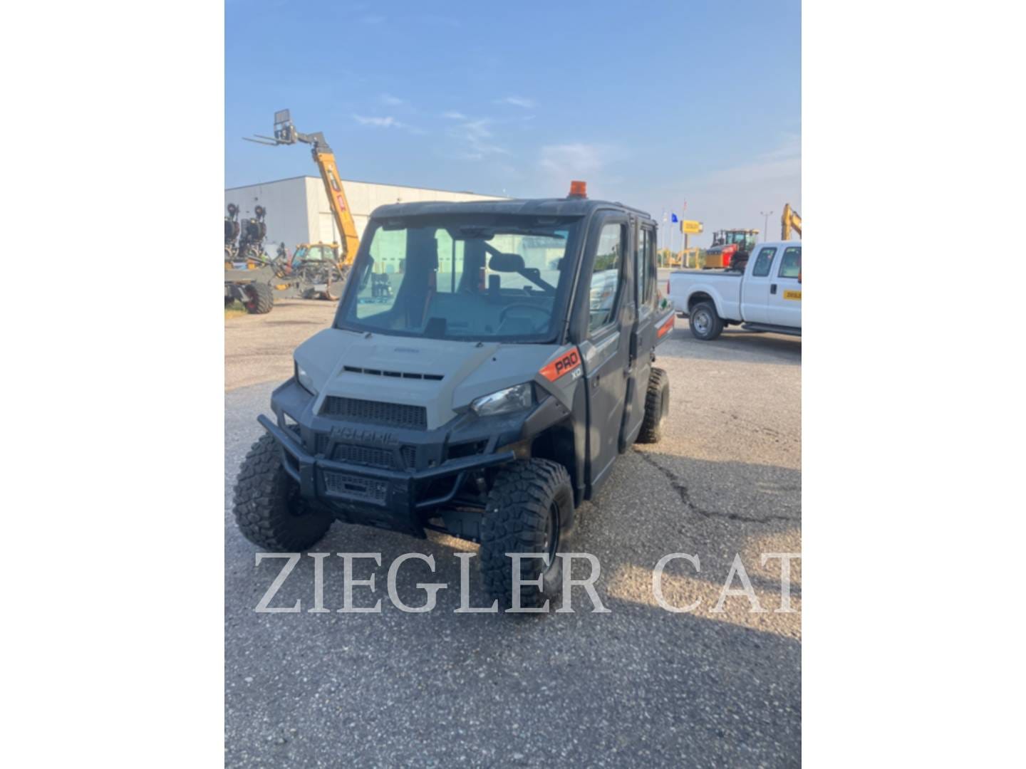 2022 Polaris Pro XD Crew 4000G Equipment Image0