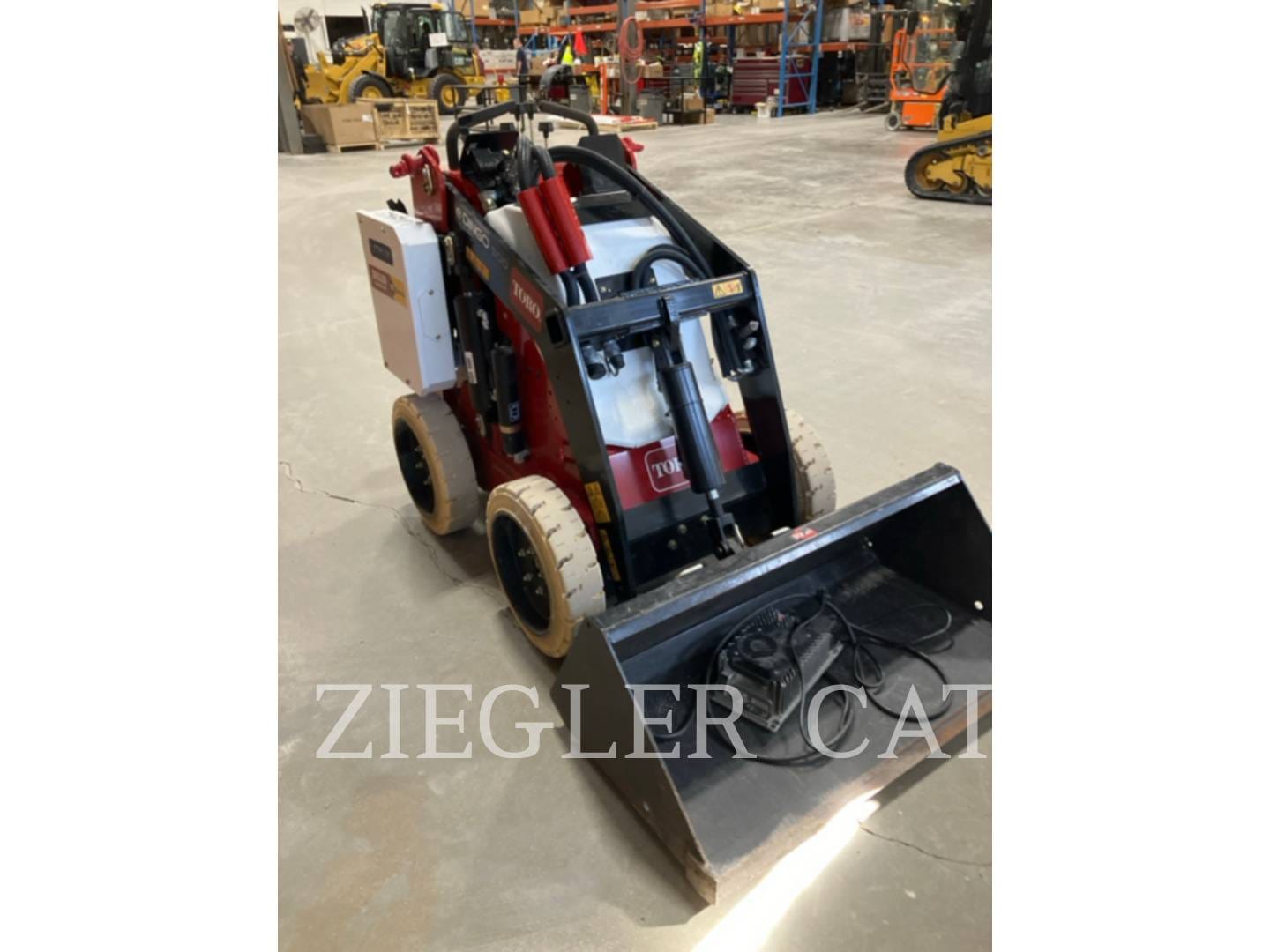 2022 Toro eDingo 500 Equipment Image0