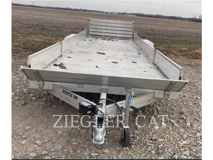 2022 Aluma 8122TA Equipment Image0