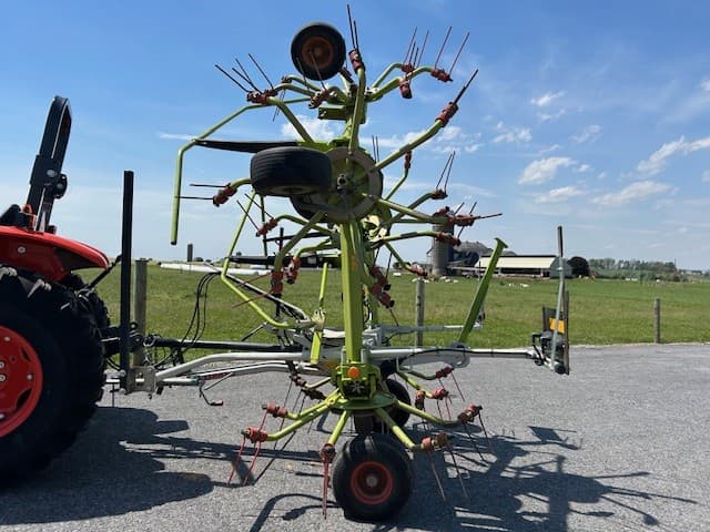 Image of CLAAS Volto 800 equipment image 2