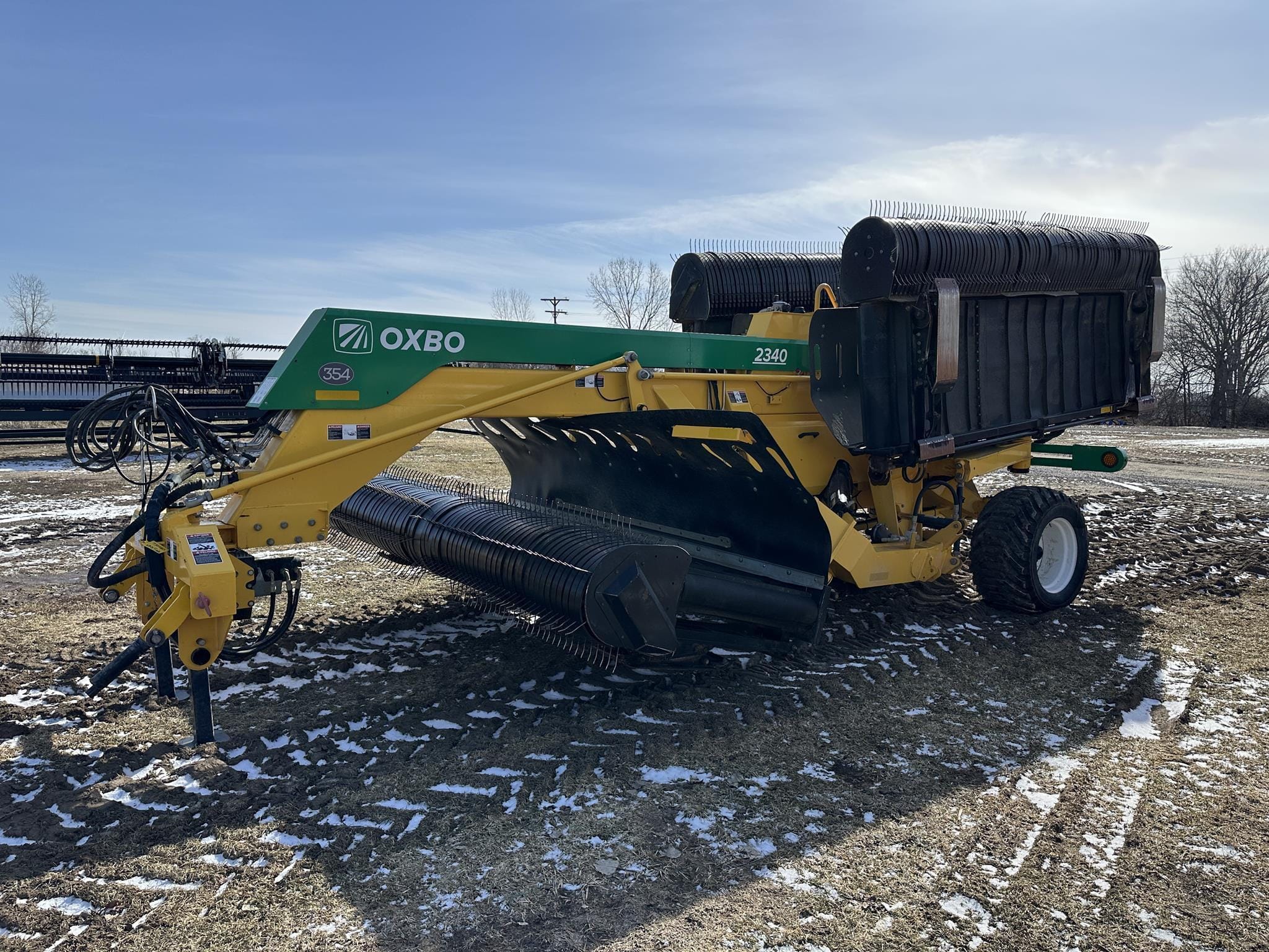 2022 Oxbo 2340 Equipment Image0