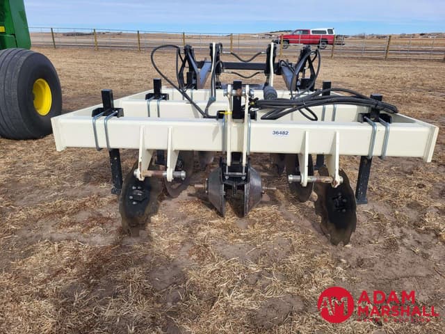 Image of Patriot Pivot Track Closer equipment image 4