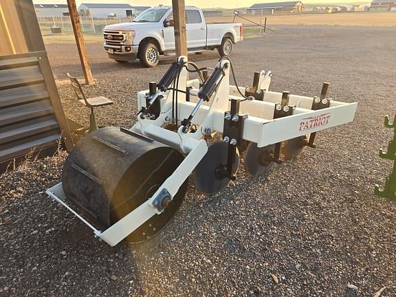 Image of Patriot Pivot Track Closer equipment image 1