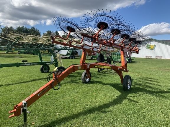 2024 Pequea MCR10 Equipment Image0