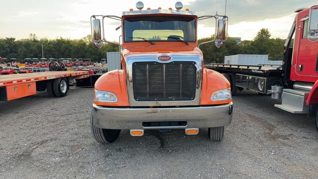 Image of Peterbilt 337 equipment image 1
