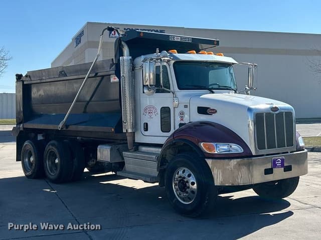 Image of Peterbilt 348 equipment image 2