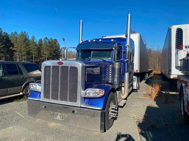 Image of Peterbilt 389 equipment image 3