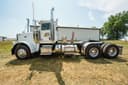 2022 Peterbilt 389 Image