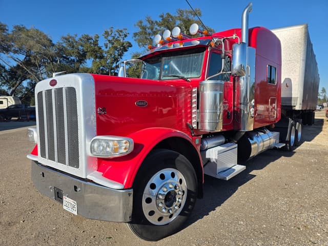 Image of Peterbilt 389 equipment image 1