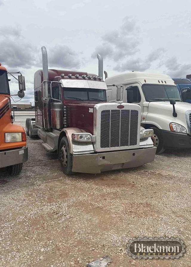 Image of Peterbilt 389 equipment image 3