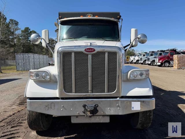 Image of Peterbilt 567 equipment image 1