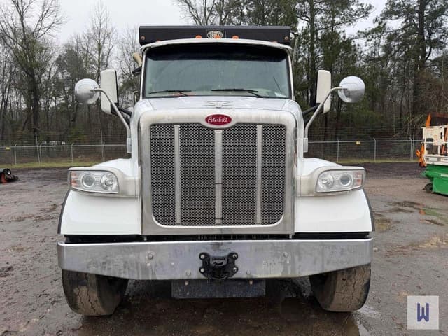 Image of Peterbilt 567 equipment image 1