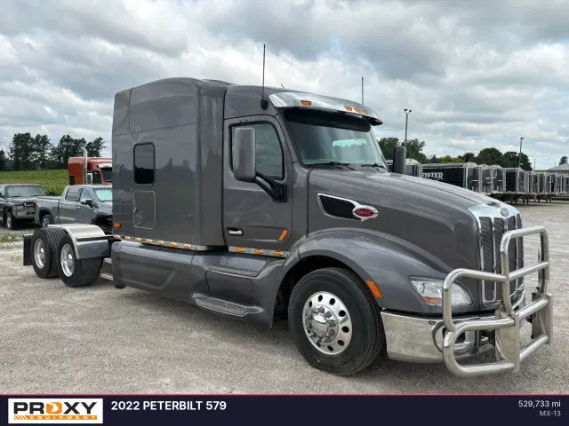 Image of Peterbilt 579 equipment image 1