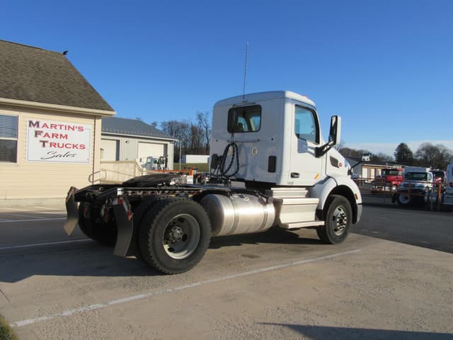 Image of Peterbilt 579 equipment image 3