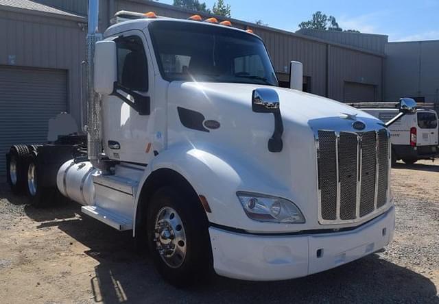 Image of Peterbilt 579 equipment image 2