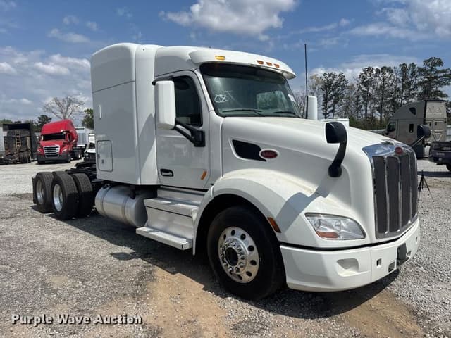 Image of Peterbilt 579 equipment image 2