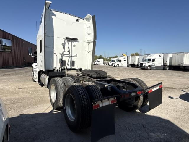 Image of Peterbilt 579 equipment image 2