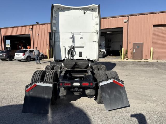 Image of Peterbilt 579 equipment image 3
