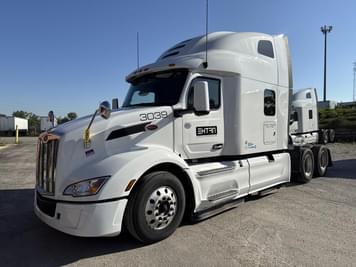 Main image Peterbilt 579