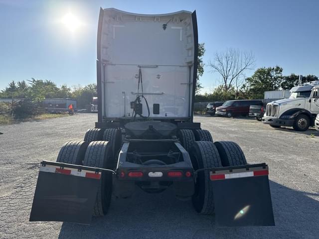 Image of Peterbilt 579 equipment image 3