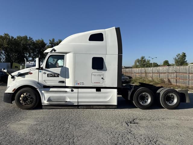 Image of Peterbilt 579 equipment image 1