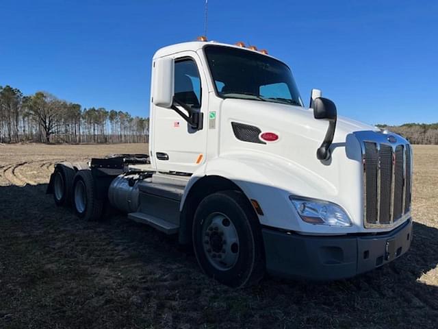 Image of Peterbilt 579 equipment image 1