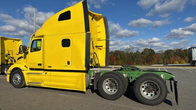 Image of Peterbilt 579 equipment image 2