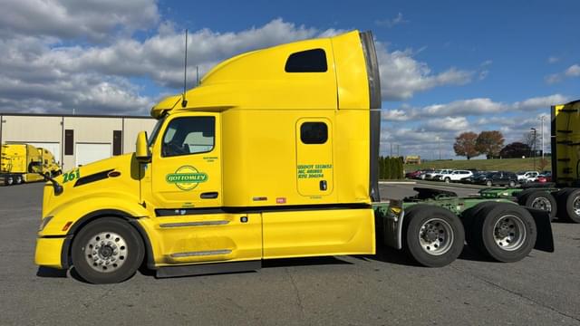 Image of Peterbilt 579 equipment image 1