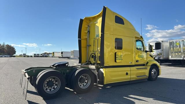 Image of Peterbilt 579 equipment image 4