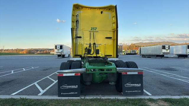 Image of Peterbilt 579 equipment image 3