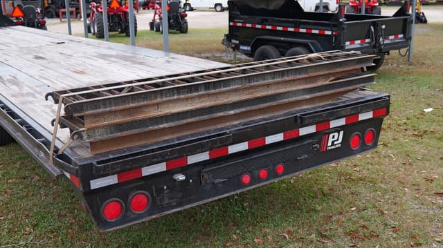 Image of PJ Low-Pro Flatdeck equipment image 2