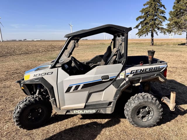 Image of Polaris General 1000 Sport equipment image 1